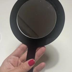 Espelho de mão de acrílico preto